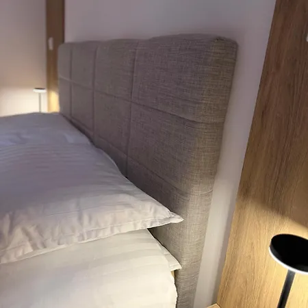 Apartman Square